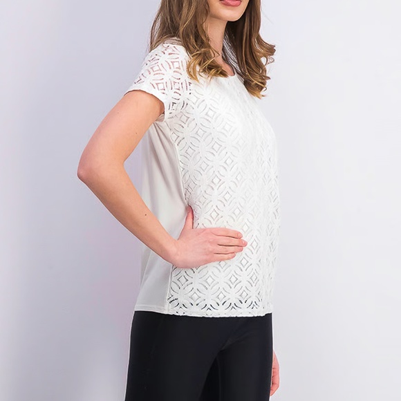 Market & Spruce White Crochet Blouse with Short Sleeves - Picture 3 of 14